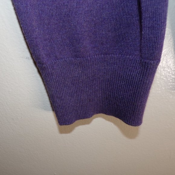 BANANA REPUBLIC SWEATER  75% Silk - Picture 7 of 7